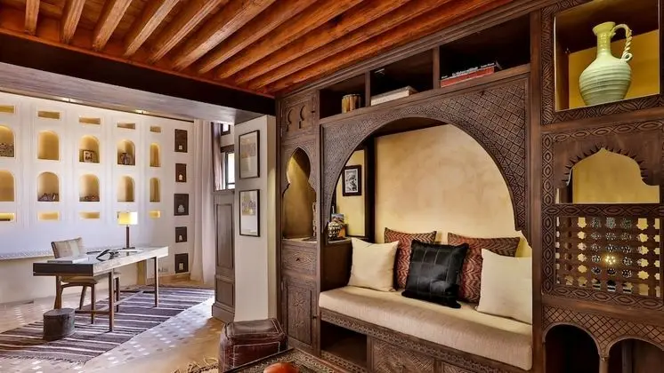 Royal Süit, 1 En Büyük (King) Boy Yatak, Teras, Şehir Manzaralı (Dzhari)