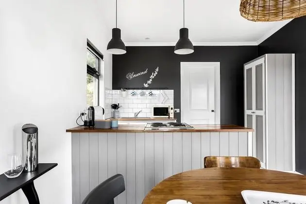 Luxury Kır Evi, 1 Yatak Odası, Balkon, Üzüm Asması Manzaralı (Unwind Cottage)