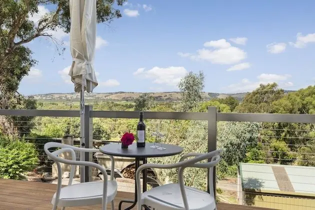 Luxury Kır Evi, 1 Yatak Odası, Balkon, Üzüm Asması Manzaralı (Unwind Cottage)