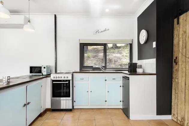 Luxury Kır Evi, 1 Yatak Odası, Teras, Üzüm Asması Manzaralı (Ponder Cottage)