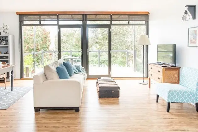 Luxury Kır Evi, 1 Yatak Odası, Teras, Üzüm Asması Manzaralı (Ponder Cottage)