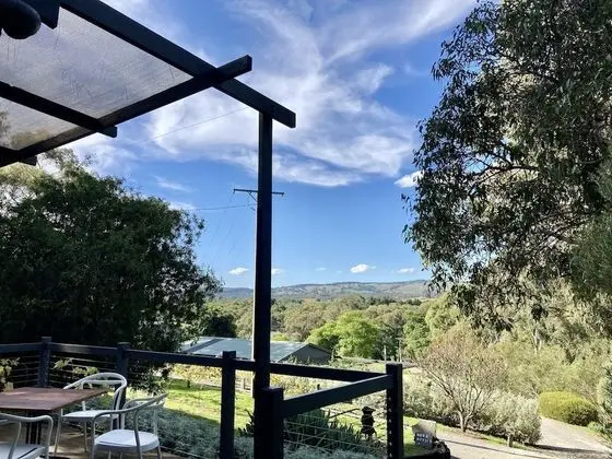 Luxury Kır Evi, 1 Yatak Odası, Teras, Üzüm Asması Manzaralı (Ponder Cottage)