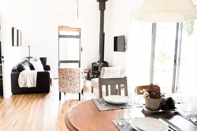 Luxury Kır Evi, 2 Yatak Odası, Teras, Üzüm Asması Manzaralı (Relish Cottage)