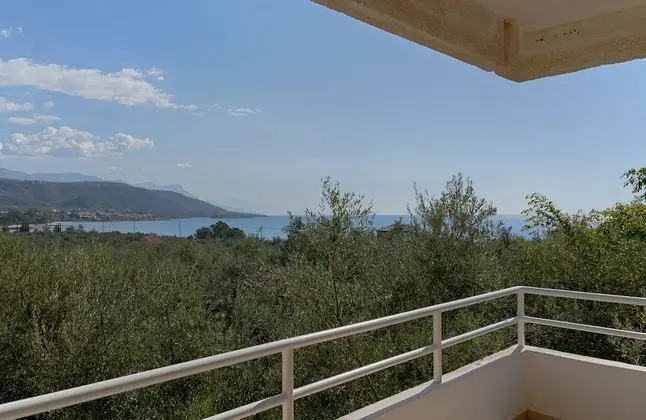 Tek Büyük Yataklı Oda, 1 Çift Kişilik Yatak, Balkon, Kısmi Deniz Manzaralı