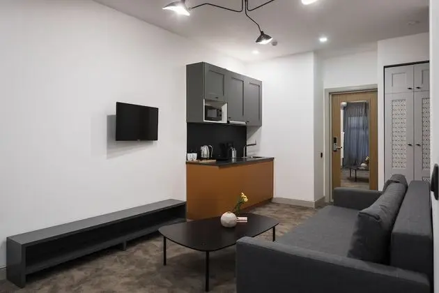 Deluxe Dört Kişilik Oda