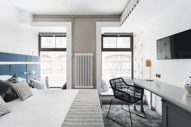 Tek Büyük veya İki Ayrı Yataklı Oda