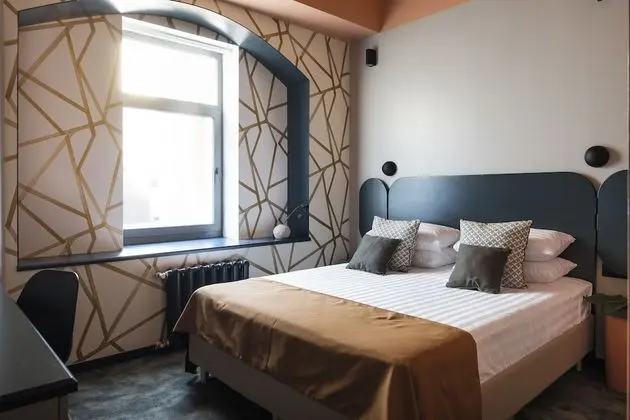 Tek Büyük veya İki Ayrı Yataklı Oda