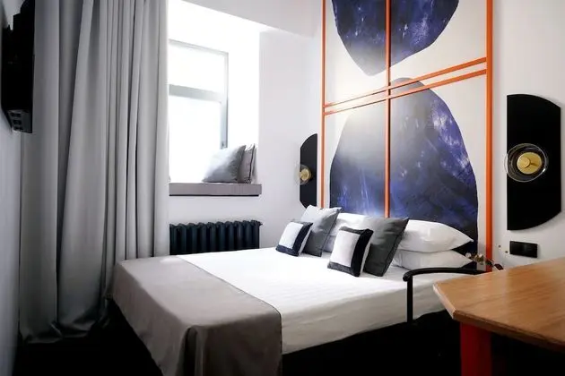 Tek Büyük veya İki Ayrı Yataklı Oda