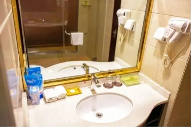 Deluxe Tek Büyük Yataklı Oda, 1 Büyük (Queen) Boy Yatak, Sigara İçilmez