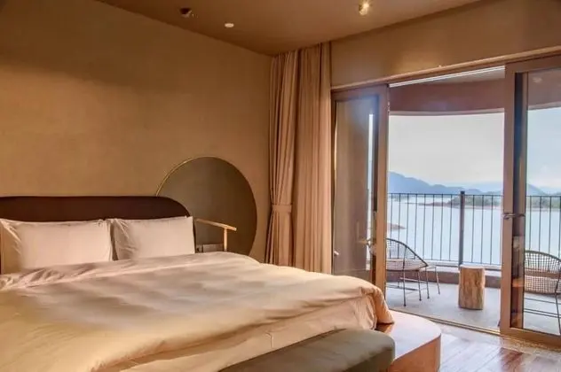 Deluxe Süit, Göl Manzaralı