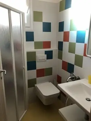 Büyük Yataklı Tek Kişilik Oda