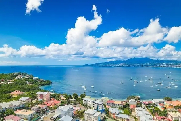 Comfort Tek Büyük Yataklı Oda, Küçük Mutfak, Deniz Manzaralı