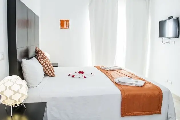 Comfort Tek Büyük veya İki Ayrı Yataklı Oda