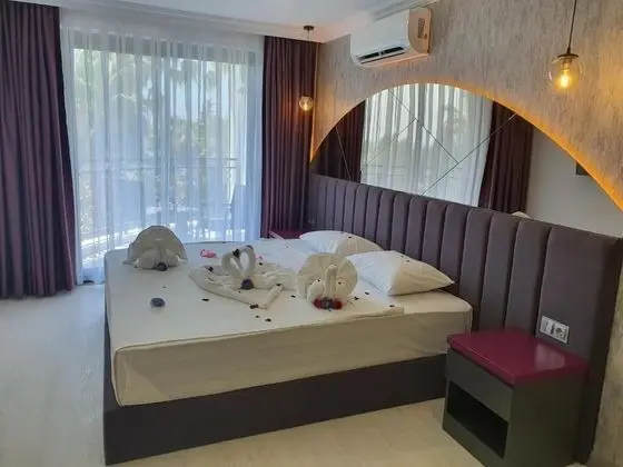 Economy Tek Büyük veya İki Ayrı Yataklı Oda, Balkon