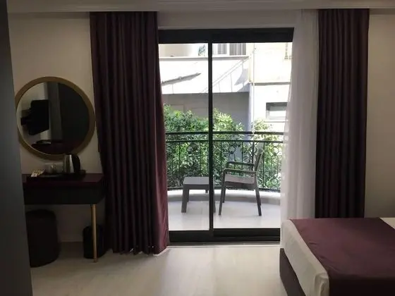 Economy Tek Büyük veya İki Ayrı Yataklı Oda, Balkon