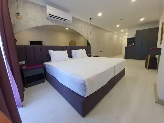 Economy Tek Büyük veya İki Ayrı Yataklı Oda, Balkon