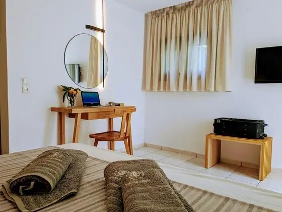 Stüdyo, Bahçe Manzaralı