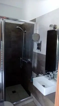 Stüdyo, Bahçe Manzaralı