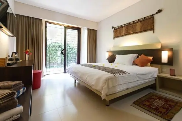 Deluxe Tek Büyük Yataklı Oda, Bahçe Manzaralı
