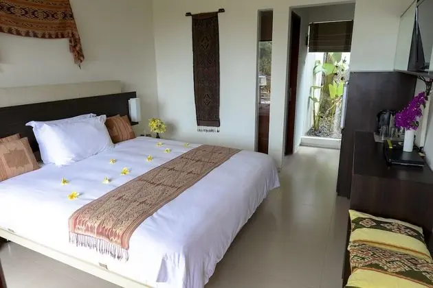 Deluxe Tek Büyük Yataklı Oda, Deniz Manzaralı
