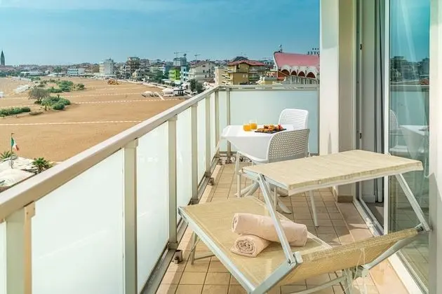 Superior Tek Büyük Yataklı Oda, Deniz Manzaralı
