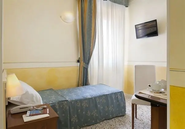 Tek Kişilik Oda