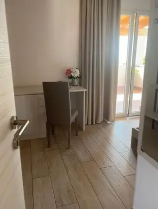 Tek Büyük Yataklı Oda, Banyolu/Duşlu (CAMERA 3 MATR. TERRAZZA)