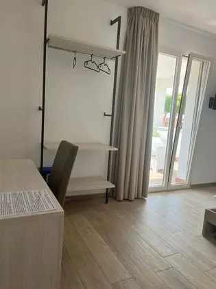 Tek Büyük Yataklı Oda, Banyolu/Duşlu (CAMERA 3 MATR. TERRAZZA)