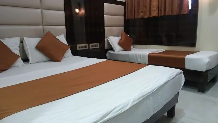 Deluxe Üç Kişilik Oda, 1 Yatak Odası