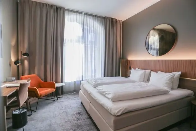 Cosy Small Room