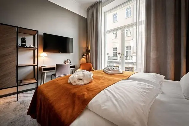 Superior Double Room for Disabled