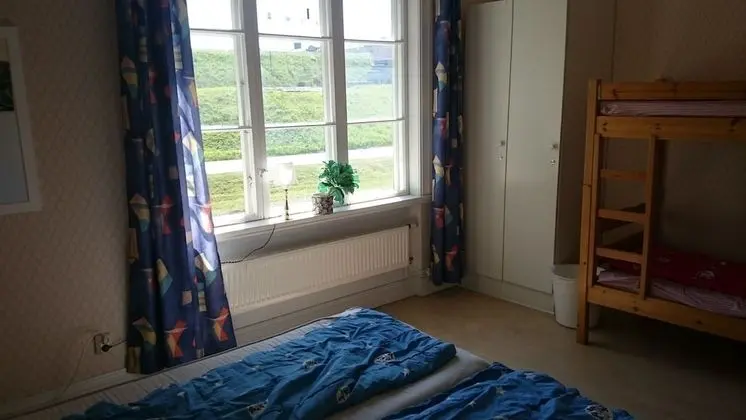Tek Büyük Yataklı Oda, Ortak Banyo
