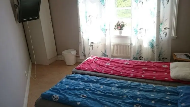 Tek Kişilik Oda, Ortak Banyo