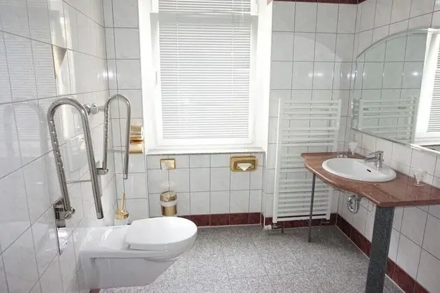 Economy Tek Büyük veya İki Ayrı Yataklı Oda