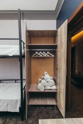 Ortak Ranzalı Oda, Karma Ranzalı Oda, Ortak Banyo (8-Beds)