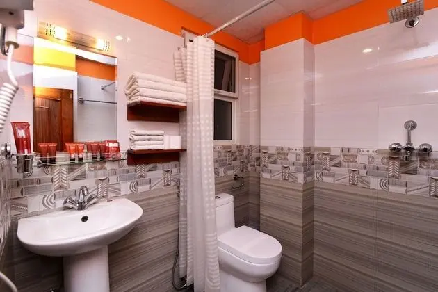 Deluxe Tek Büyük Yataklı Oda, 1 Çift Kişilik Yatak