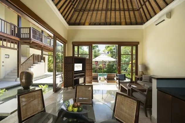 Villa, 3 Yatak Odası, Kişiye Özel Havuzlu, Bahçe Manzaralı