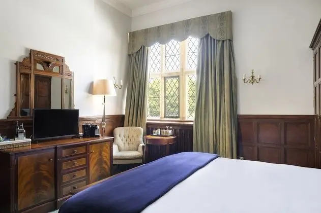 Exclusive Tek Büyük Yataklı Oda