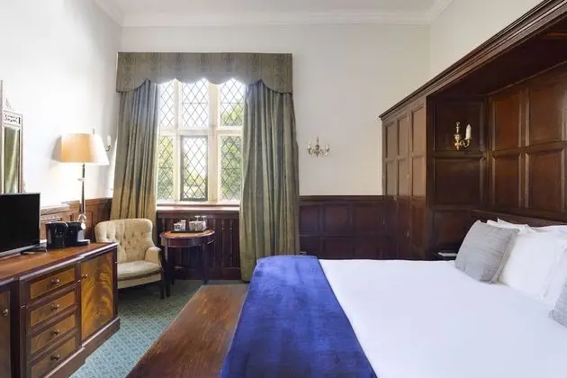 Exclusive Tek Büyük Yataklı Oda