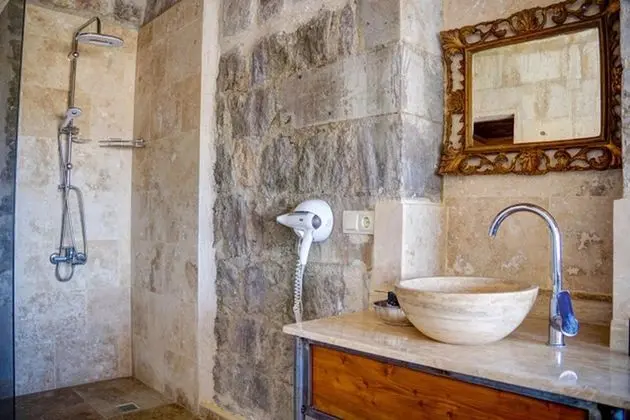Jakuzili ve Şömineli Suite Oda, Dağ Manzaralı, Şömineli ve Jakuzili