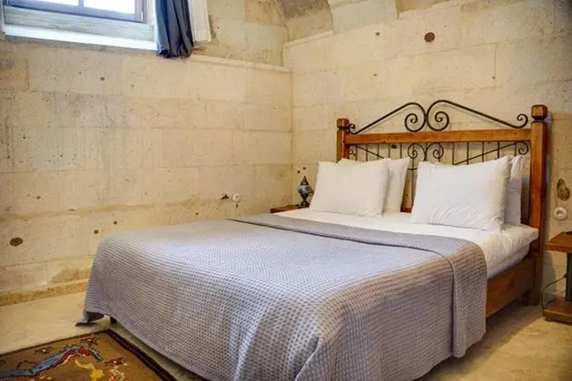 Standart Oda, Manzarasız, Giriş Katı