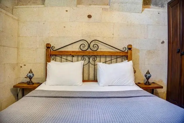 Standart Oda, Manzarasız, Giriş Katı