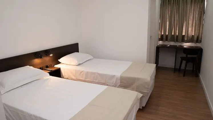 Basic İki Ayrı Yataklı Oda