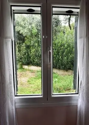Ev