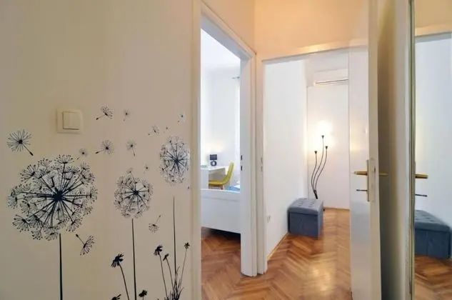 Apart Daire (Karmen - close to the center - A1(4+2)