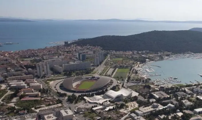 Apart Daire (Karmen - close to the center - A1(4+2)