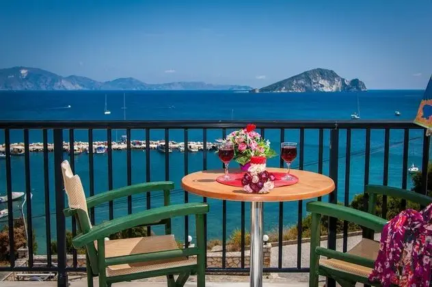Stüdyo, Deniz Manzaralı