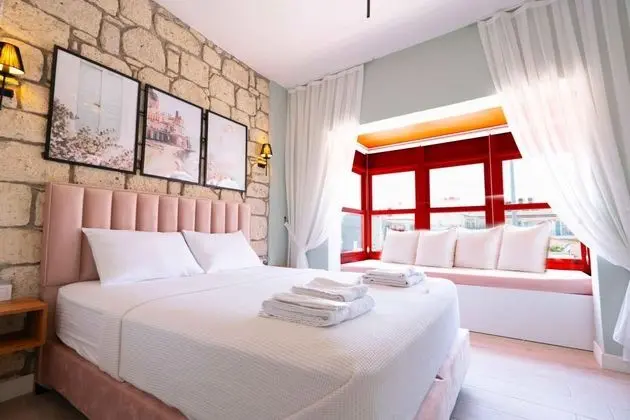 Deluxe Oda, Bahçe veya Sokak Manzaralı, 2. Kat