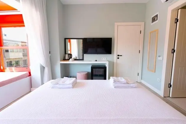 Deluxe Oda, Bahçe veya Sokak Manzaralı, 2. Kat