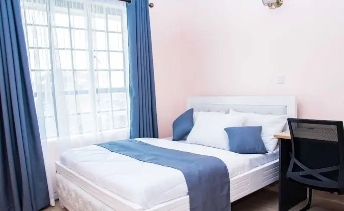 Economy Tek Büyük Yataklı Oda, 1 Çift Kişilik Yatak, Ortak Banyo